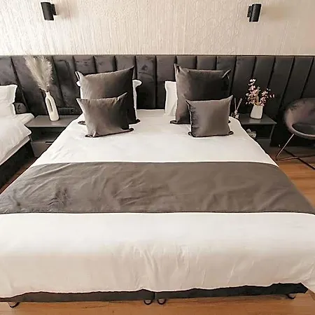 Onyx Luxury Bedroom Ξενοδοχείο Κλουζ-Ναπόκα
